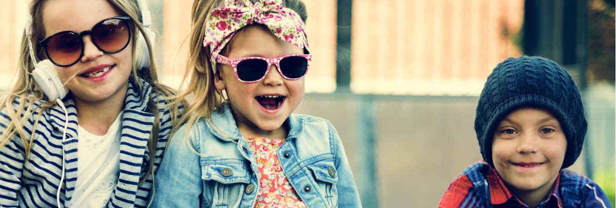 La Importancia de Vestir a los Niños con Ropa Acorde a su Edad